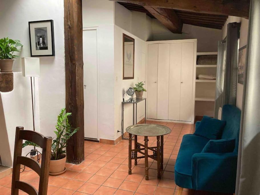 Appartement Avec Deux Chambres Centre Ville Aixois Aix-en-Provence Exterior foto